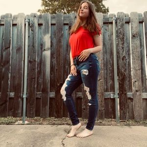 Meet your Posher, Crystal